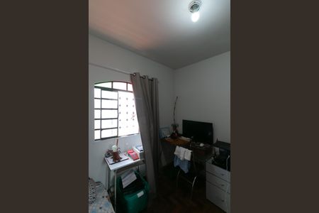 Casa à venda com 80m², 4 quartos e 8 vagas Casa à venda com 80m², 4 quartos e 8 vagasQuarto 3