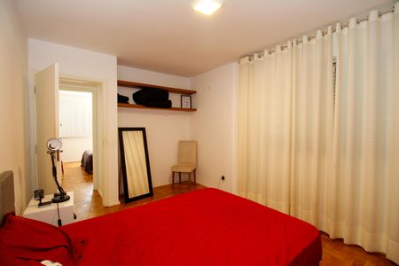 Apartamento à venda com 100m², 3 quartos e 1 vaga Apartamento à venda com 100m², 3 quartos e 1 vagaSuíte