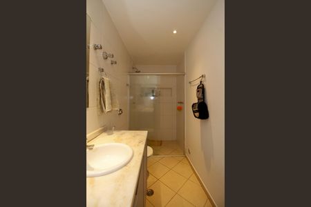 Apartamento à venda com 100m², 3 quartos e 1 vaga Apartamento à venda com 100m², 3 quartos e 1 vagaBanheiro da Suíte