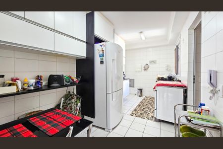 Apartamento à venda com 98m², 3 quartos e 2 vagasCozinha