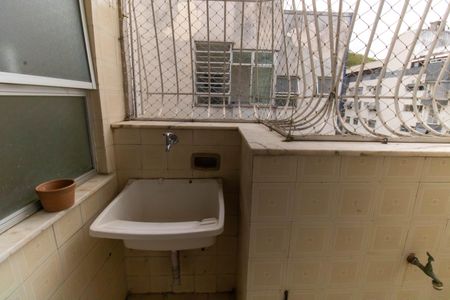 Apartamento à venda com 108m², 2 quartos e 1 vagaÁrea de Serviço