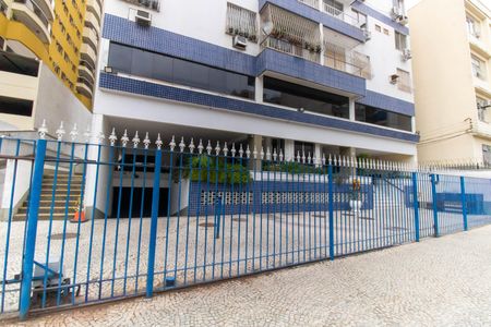 Apartamento à venda com 108m², 2 quartos e 1 vagaFachada