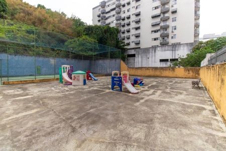 Apartamento à venda com 108m², 2 quartos e 1 vagaÁrea comum