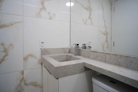 Apartamento para alugar com 38m², 2 quartos e 1 vagaBanheiro