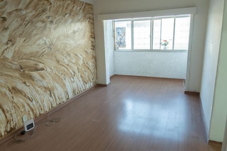 Apartamento à venda com 74m², 3 quartos e sem vaga Apartamento à venda com 74m², 3 quartos e sem vagaSala