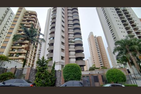 Apartamento à venda com 260m², 6 quartos e 4 vagasFachada