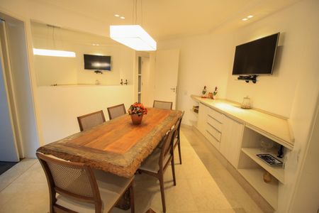 Apartamento à venda com 260m², 6 quartos e 4 vagasSala