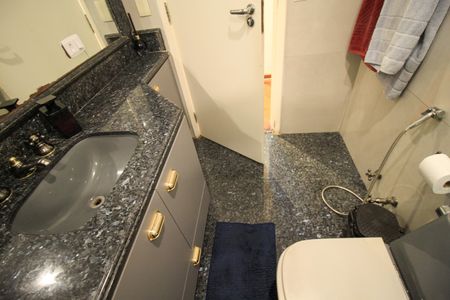 Apartamento à venda com 260m², 6 quartos e 4 vagasBanheiro Social