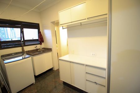 Apartamento à venda com 260m², 6 quartos e 4 vagasÁrea de Serviço