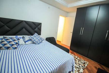 Apartamento à venda com 260m², 6 quartos e 4 vagasQuarto 1