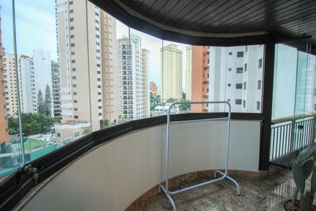 Apartamento à venda com 260m², 6 quartos e 4 vagasSacada Suíte 2