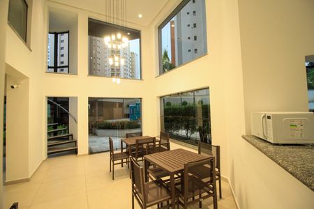 Apartamento à venda com 260m², 6 quartos e 4 vagasÁrea comum