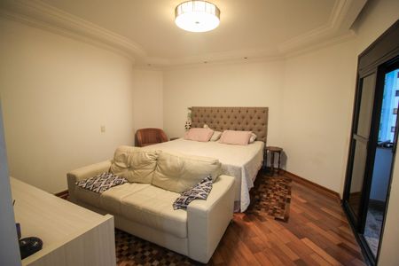 Apartamento à venda com 260m², 6 quartos e 4 vagasSuíte