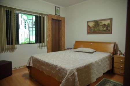 Casa à venda com 191m², 3 quartos e 3 vagasSuíte