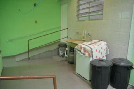 Casa à venda com 191m², 3 quartos e 3 vagasLavanderia