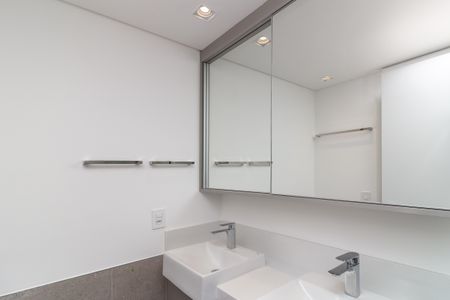 Apartamento para alugar com 102m², 2 quartos e 2 vagasBanheiro da Suíte 