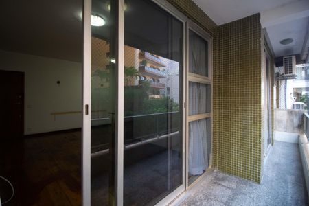 Apartamento à venda com 113m², 3 quartos e 1 vagaVaranda da Sala
