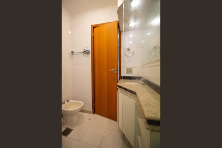 Apartamento à venda com 113m², 3 quartos e 1 vagaBanheiro da Suíte 2