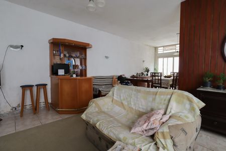 Casa à venda com 400m², 3 quartos e 4 vagasSala