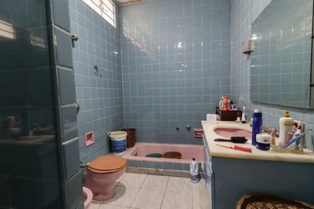 Casa à venda com 400m², 3 quartos e 4 vagasBanheiro Suite