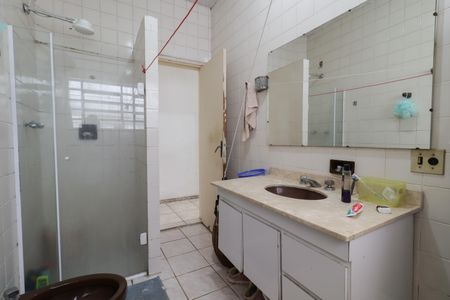 Casa à venda com 400m², 3 quartos e 4 vagasBanheiro