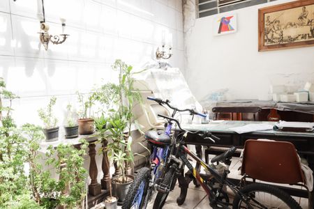 Casa à venda com 400m², 3 quartos e 4 vagasEscritório