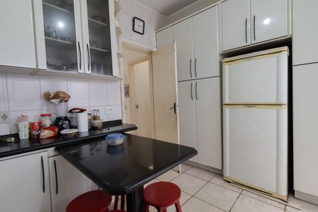 Casa à venda com 400m², 3 quartos e 4 vagasCozinha