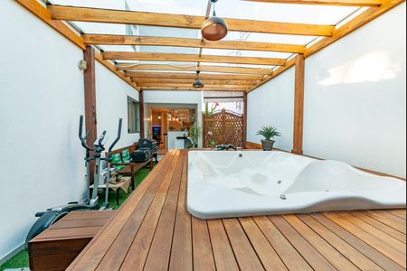 Casa à venda com 140m², 2 quartos e 2 vagasCasa 2 Área comum