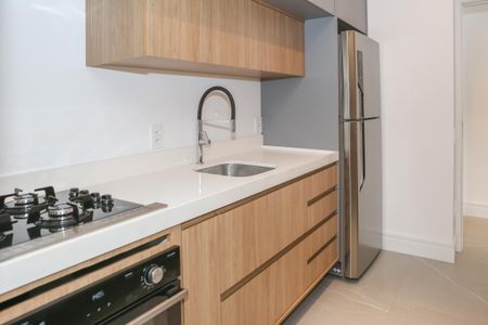 Apartamento para alugar com 102m², 2 quartos e 2 vagasCozinha