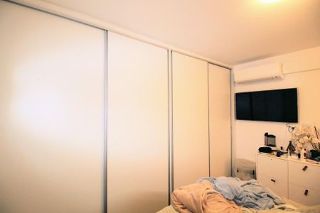 Apartamento à venda com 102m², 3 quartos e 3 vagasQuarto 