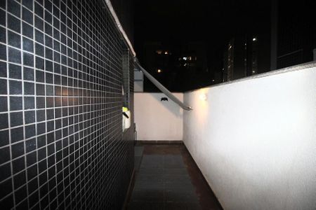 Apartamento à venda com 102m², 3 quartos e 3 vagasVaranda privativa 