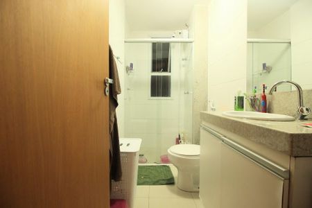 Apartamento à venda com 102m², 3 quartos e 3 vagasBanheiro 