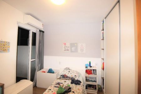 Apartamento à venda com 102m², 3 quartos e 3 vagasQuarto 
