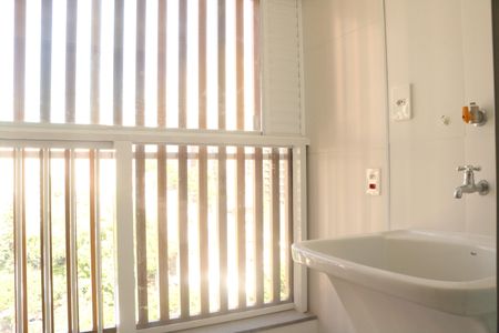 Apartamento para alugar com 72m², 2 quartos e 1 vagaÁrea de Serviço