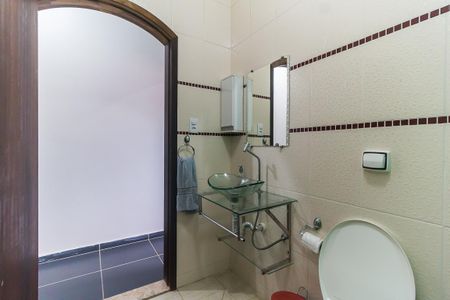 Casa para alugar com 94m², 3 quartos e 1 vagaBanheiro