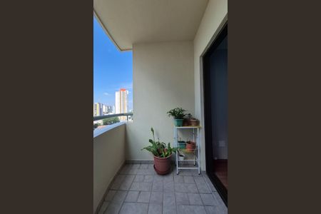Apartamento à venda com 76m², 3 quartos e 1 vagaSacada