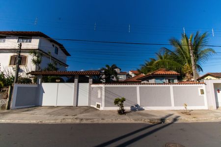 Casa à venda com 240m², 3 quartos e 4 vagasFachada