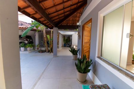 Casa à venda com 240m², 3 quartos e 4 vagasVaranda da Sala