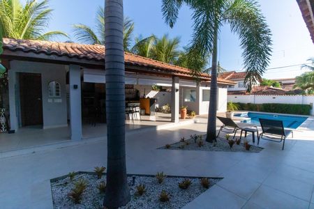 Casa à venda com 240m², 3 quartos e 4 vagasÁrea externa