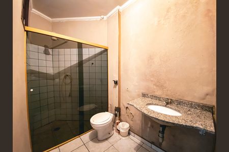 Apartamento à venda com 650m², 4 quartos e 4 vagas Apartamento à venda com 650m², 4 quartos e 4 vagasBanheiro de Serviço