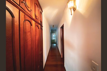 Apartamento à venda com 650m², 4 quartos e 4 vagas Apartamento à venda com 650m², 4 quartos e 4 vagasCorredor
