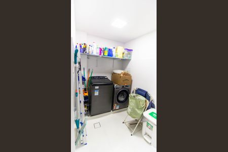 Apartamento à venda com 110m², 3 quartos e 1 vagaÁrea de Serviço