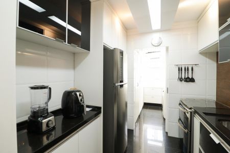 Apartamento para alugar com 87m², 2 quartos e 1 vagaCozinha e Área de Serviço