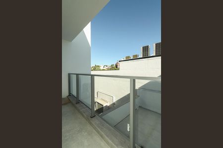 Apartamento à venda com 128m², 2 quartos e 2 vagasVaranda