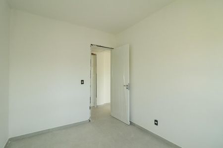 Apartamento à venda com 102m², 2 quartos e 2 vagasQuarto 