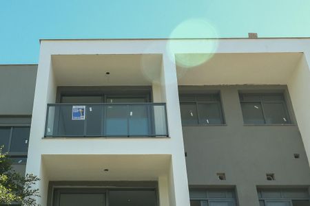 Apartamento à venda com 102m², 2 quartos e 2 vagasFachada - Placa