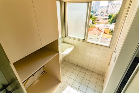 Apartamento para alugar com 70m², 2 quartos e 1 vagaÁrea de Serviço