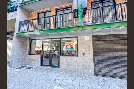 Studio à venda com 32m², 1 quarto e sem vaga Studio à venda com 32m², 1 quarto e sem vagaFachada do Prédio