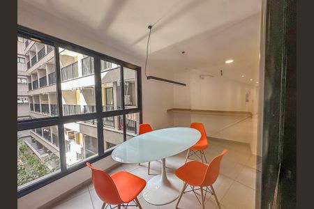 Studio à venda com 32m², 1 quarto e sem vaga Studio à venda com 32m², 1 quarto e sem vagaÁrea comum - Salão de festas