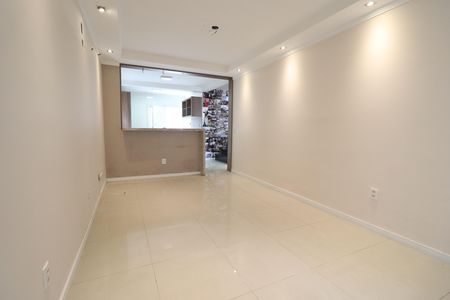 Casa à venda com 133m², 3 quartos e 2 vagasSala